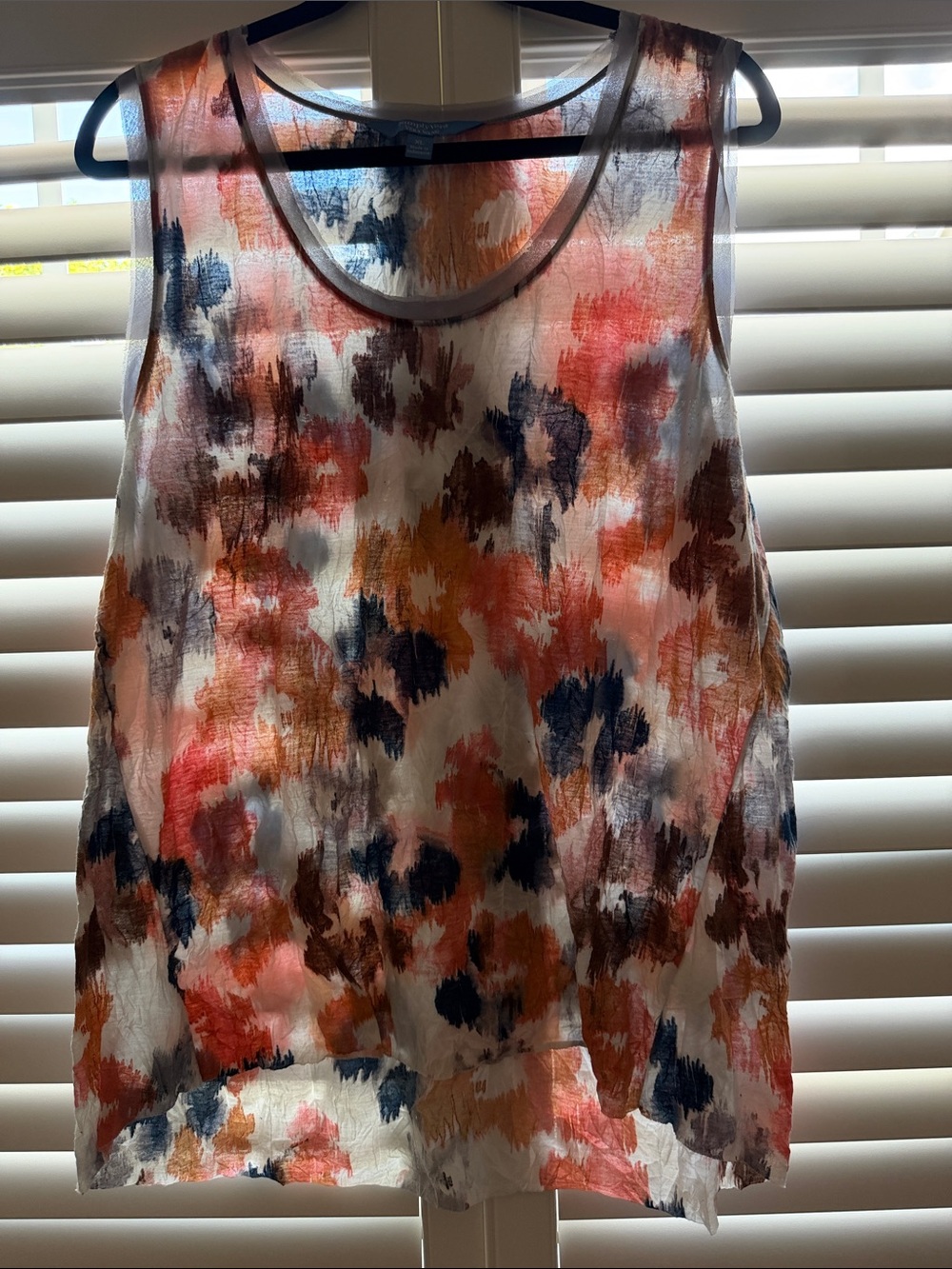 Simply Vera Vera Wang Sleeveless Abstract Floral Camisole in Coral, Navy & Brown